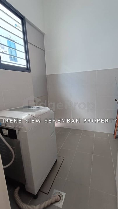 Dropped Price Urgent Begonia Forest Heights Precint 3 2 storey Corner Facing North East House no 5, Negeri Sembilan, Seremban