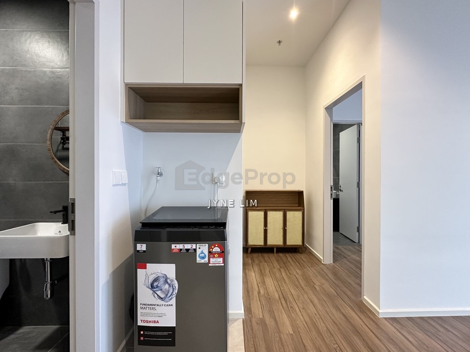 The Mate 2 Rooms For Rent Full Furnished Corner, Selangor, Damansara Jaya