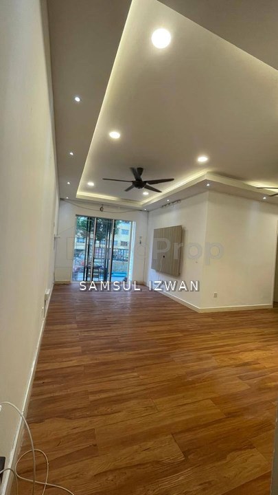 Ground Floor Vista Pinggiran Apartment Seri Kembangan Selangor, Selangor, Seri Kembangan