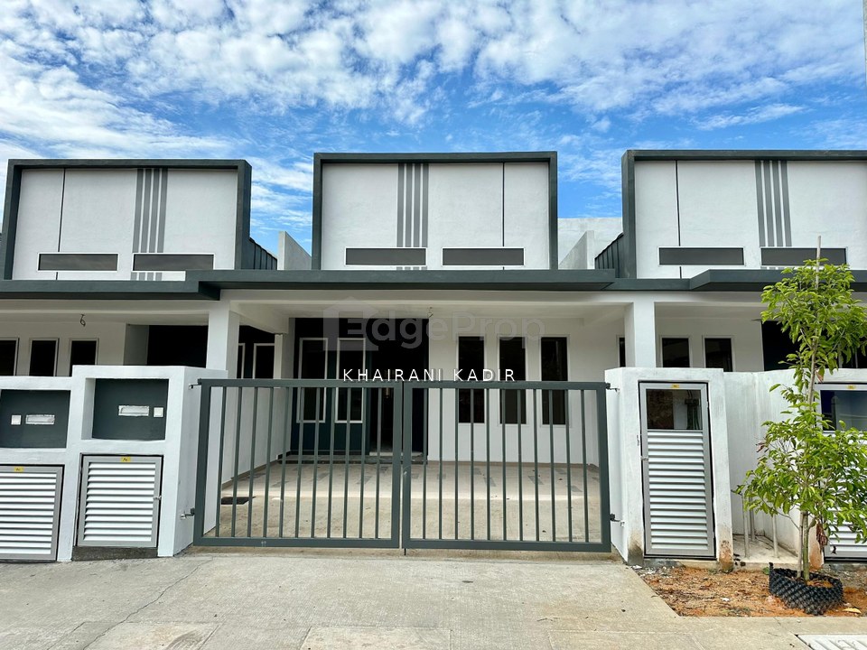 J1 Residence (Taman Jenderam Lestari