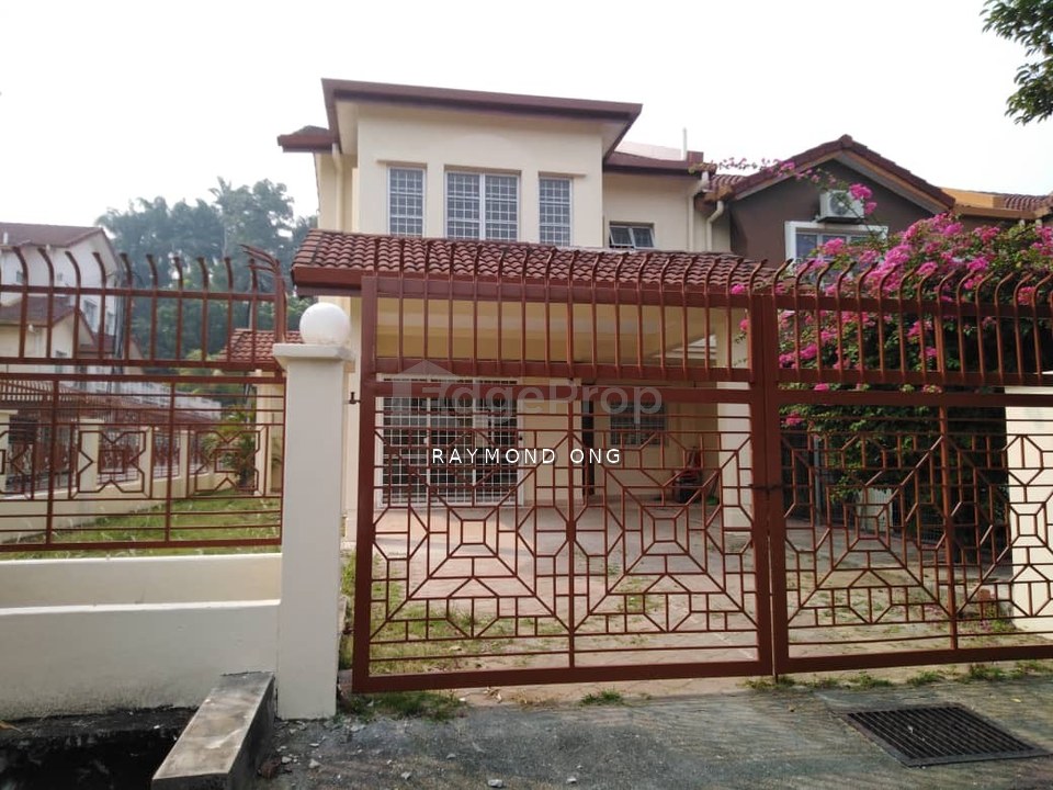 Putra Height house for sale - End Lot with land, Selangor, Subang Jaya