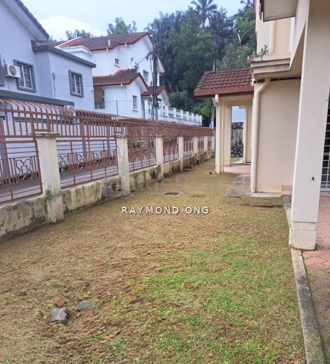 Putra Height house for sale - End Lot with land, Selangor, Subang Jaya