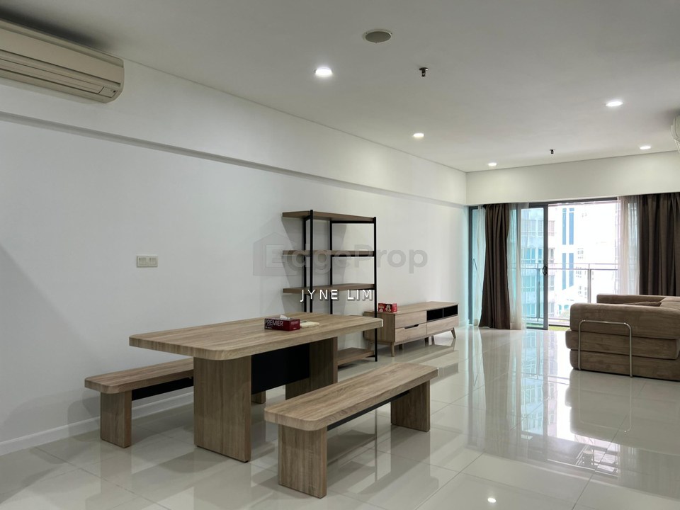 Mercu Summer Suites