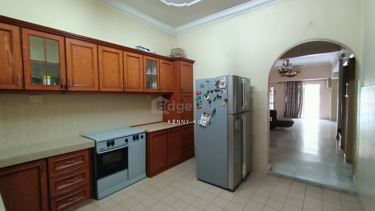 Kasawari Height, Bandar Puchong Jaya @ 2.5 Storey Terrace House, Selangor, Puchong