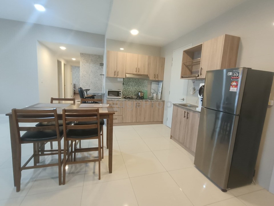 Secoya Residences