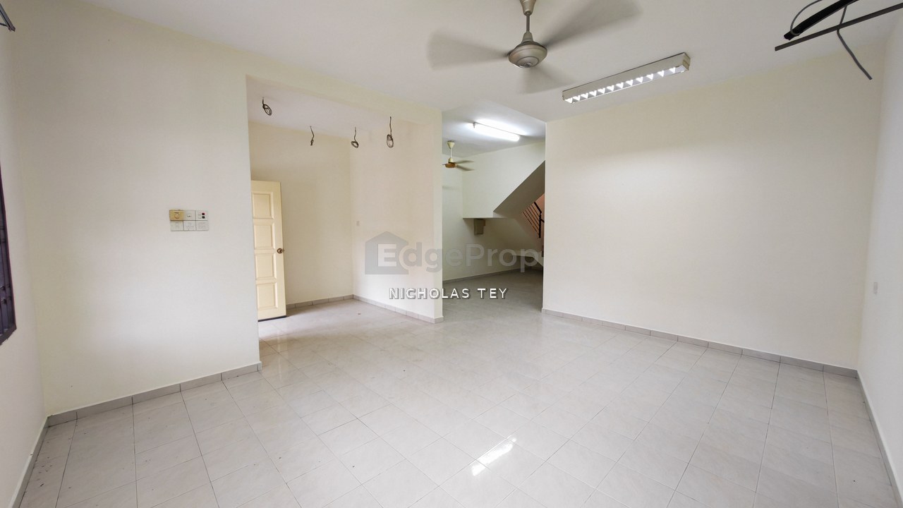 Taman Setia Indah 2 Storey Terrace House For Sales, Johor, Johor Bahru
