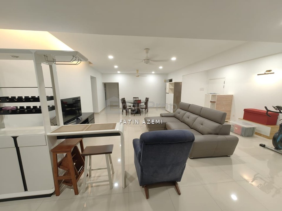 SUMMERVILLA SUBANG JAYA SS12. Big size unit, Selangor, Subang Jaya