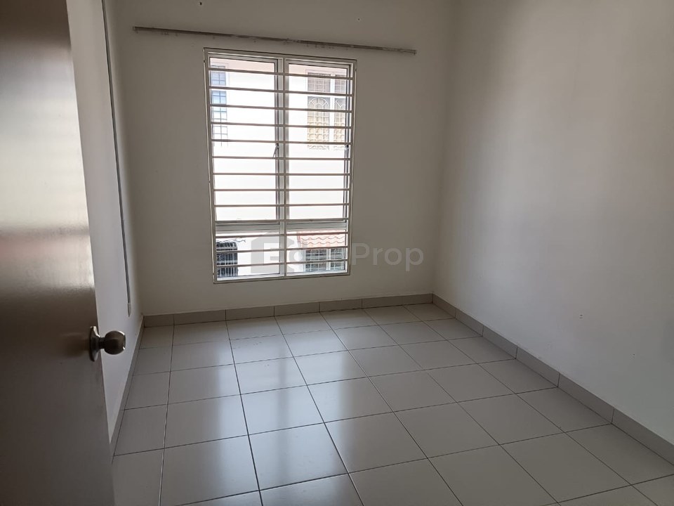 Seksyen 6 Bandar Rinching 2 Storey House For Sale, Selangor, Semenyih