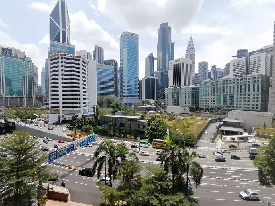 Vista Damai KLCC near LRT 5 mins 1 room 1 bath well kept, Kuala Lumpur, Ampang