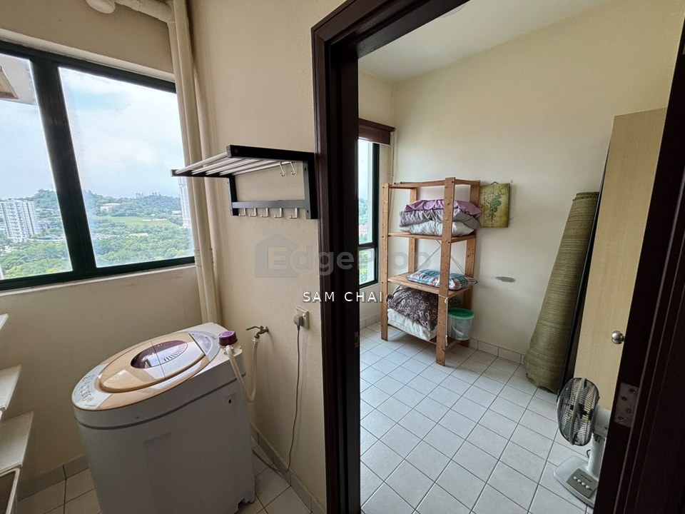 Desa ParkCity (Nadia Parkfront Condominium)