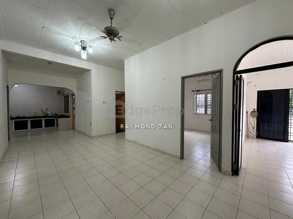 Desa Putra Indah Single Storey Bungalow For Sale , 8min To Sunway City Ipoh, Perak, Kinta