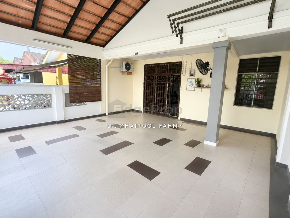 Bandar putra Kulai Single Storey Terrace Renovated Big Size, Johor, Kulai