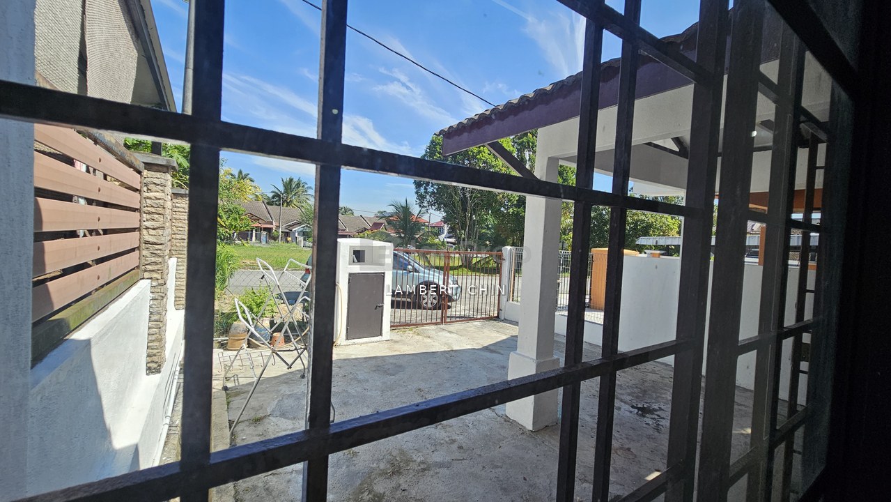 Single storey terrace, facing field, well-kept @ Bandar Sg Buaya Rawang, Selangor, Hulu Selangor