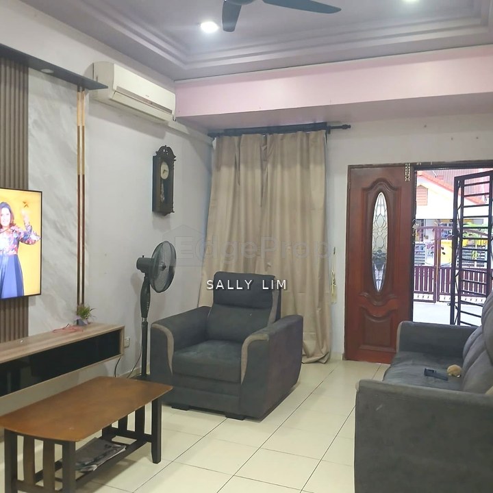 Puteri Wangsa Jalan Lembing Single Storey Terrace House For Sale, Johor, Ulu Tiram