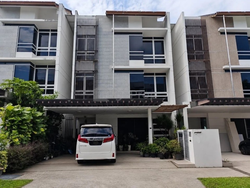 Duta Villa, Presint 14