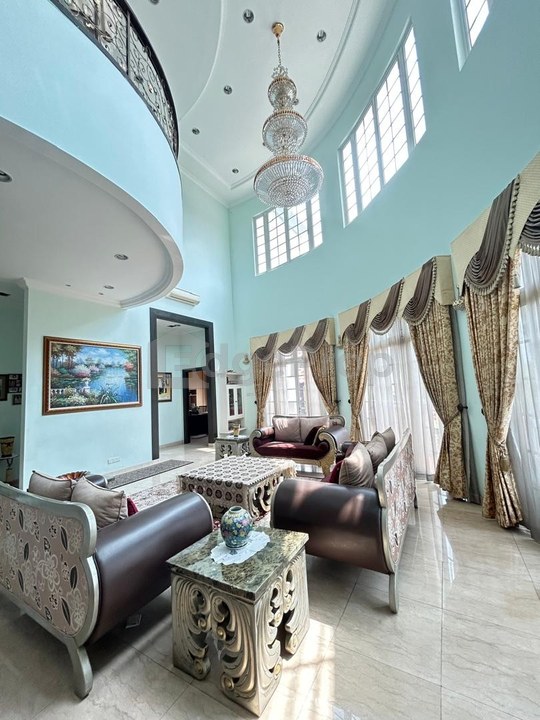 Subang Heights West