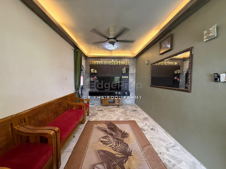 Taman Bukit Tiram Single Storey Renovated Non Bumi Unblocked View, Johor, Ulu Tiram