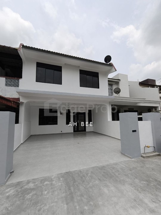 Puteri Wangsa Double Storey Fully Renovated for Sale, Johor, Ulu Tiram