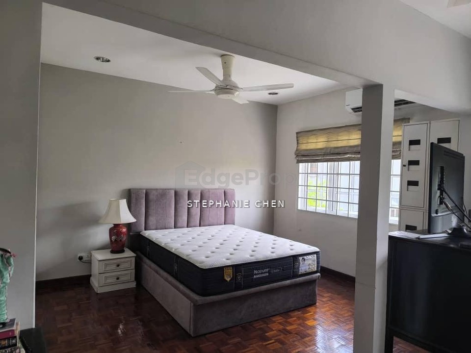Corner bungalow for sale in SS1 Kampung Tunku PJ Petaling Jaya, Selangor, Petaling Jaya