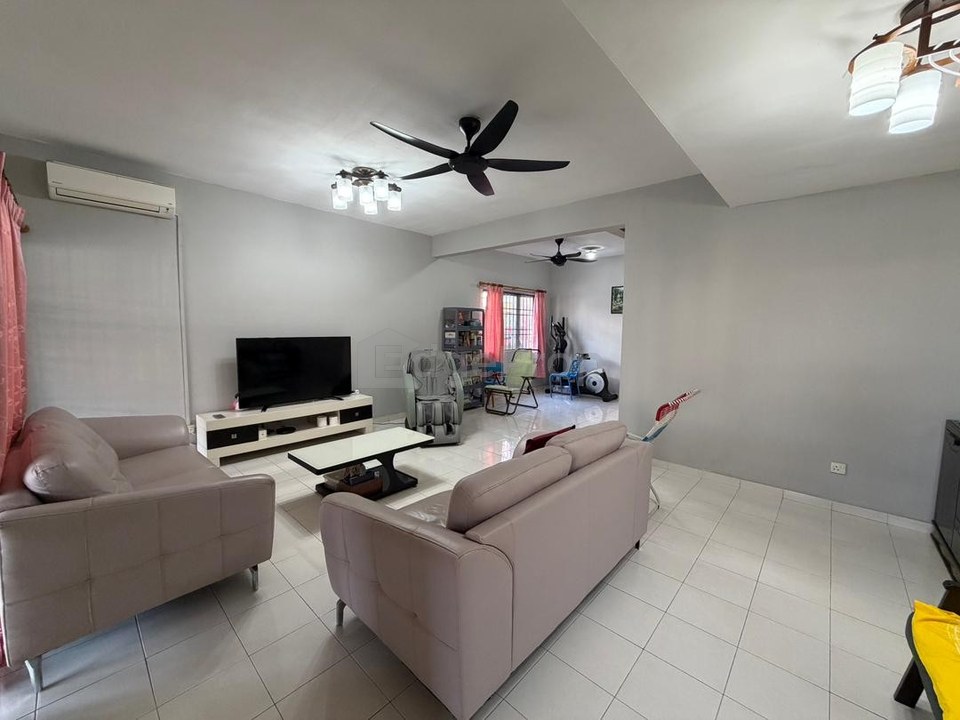 Cheap ENDLOT 2 storey terrace, Selangor, Cheras