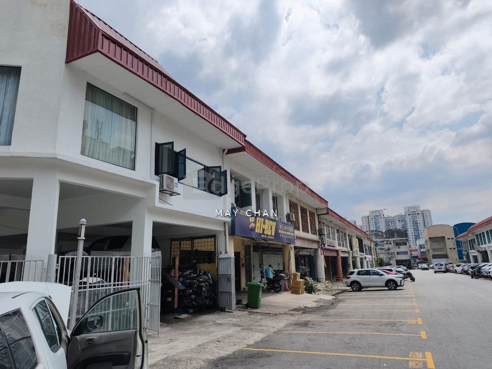 Taman Sungai Besi