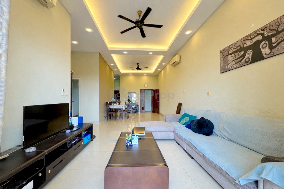 Rivercity Condominium
