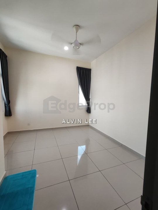 Corner Lot Lavender 3 Room Partly For Sale, Selangor, Bandar Sungai Long