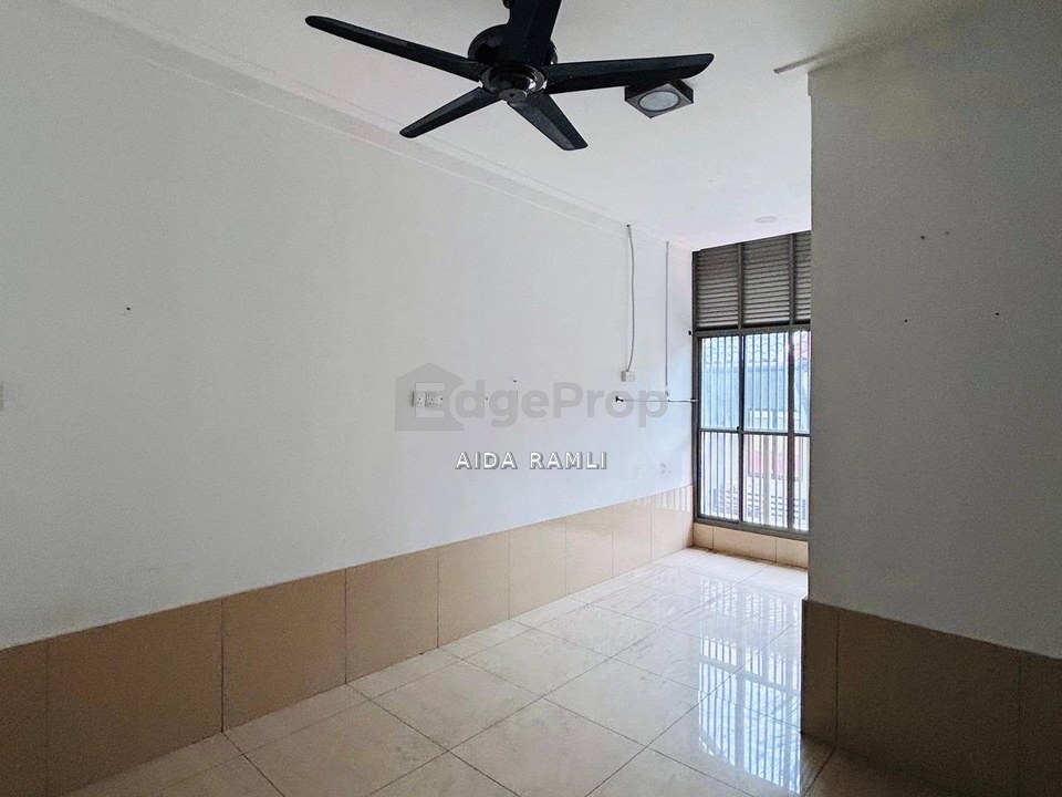 Superlink Diuble Storey Bukit Jelutong for Sale, Selangor, Shah Alam
