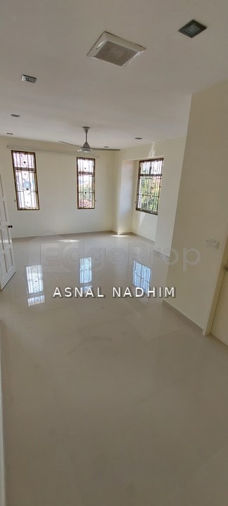2 Storey Terrace Endlot Taman Mawar Fasa 2 Bandar Baru Salak Tinggi, Selangor, Sepang