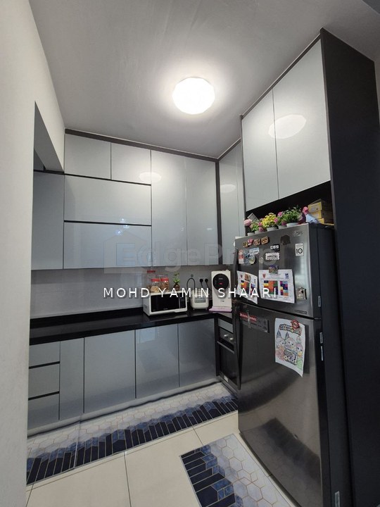 Cheapest for Non bumi unit in Elegan Residensi, Puchong - Near Cyberjaya, Selangor, Puchong