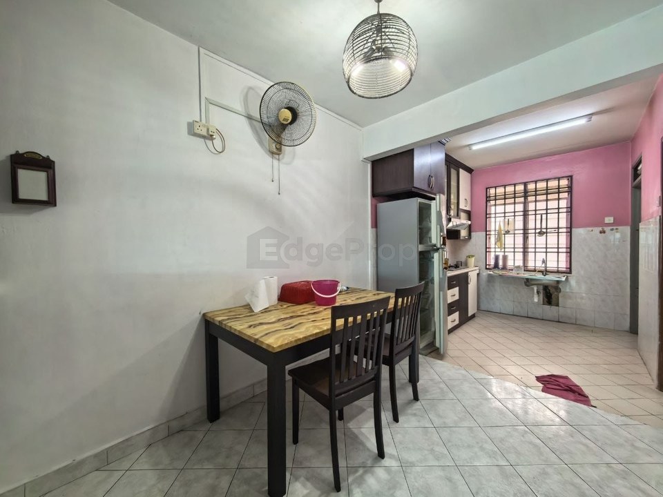 首购族想买房，最头痛的就是头期💸 #Sri Pulai Perdana 这间双层排屋可以了解一下😍 Full Loan & Cash Out❤️, Johor, Skudai