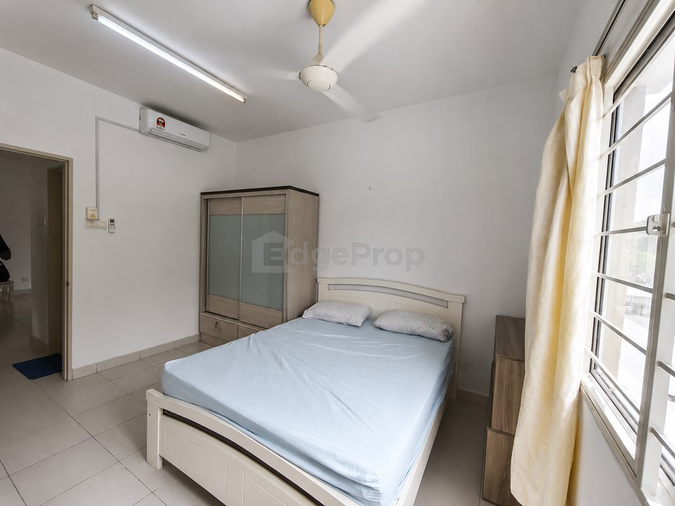 Bandar Botanic Klang Akasia Apartment Tip Top Condition for Sale with Furnished, Selangor, Klang