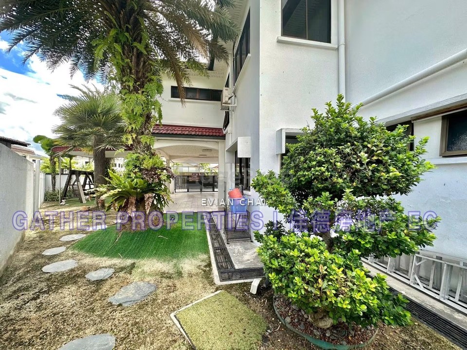 Freehold Pasir Puteh Ipoh,Under Value Double Storey Corner Semi D With More Car Park,For Sale , Perak, Ipoh