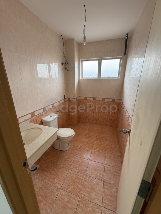 Cheras Taman Minang Ria 3-STY Semi D {35x85] Freehold, Selangor, Batu 9th Cheras