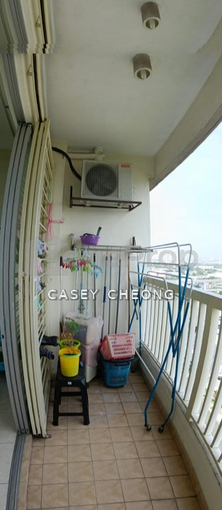 Koi Tropika Condo Single Rooms - furnished with WiFi , Selangor, Bandar Puteri Puchong