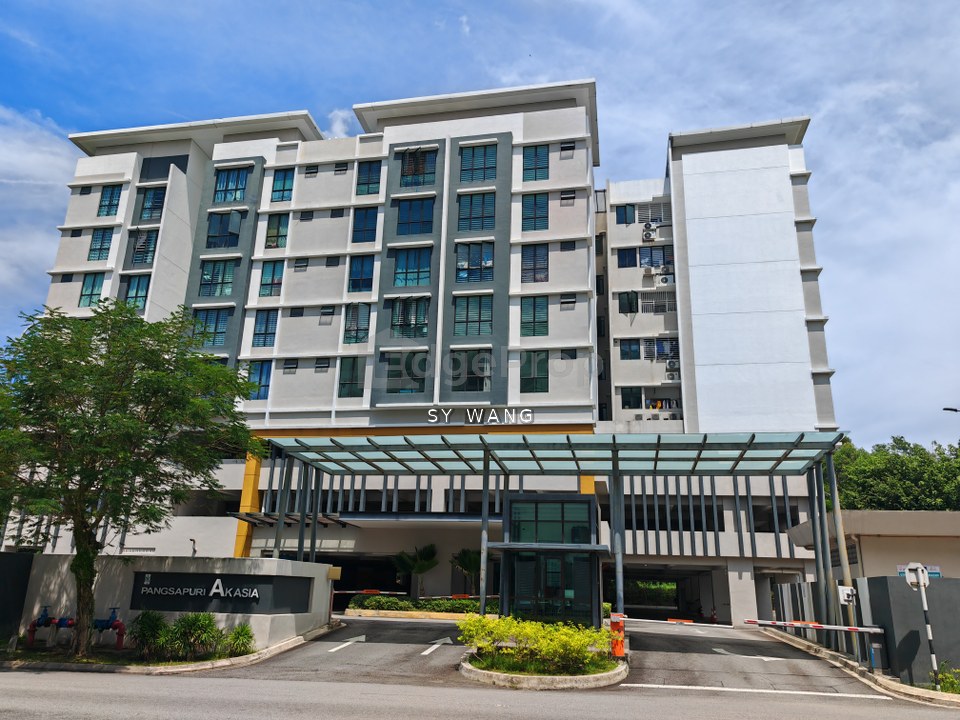 Pangsapuri Akasia Bukit Sungai Long Excellent Condition and Below Bank Value, Selangor, Bandar Sungai Long