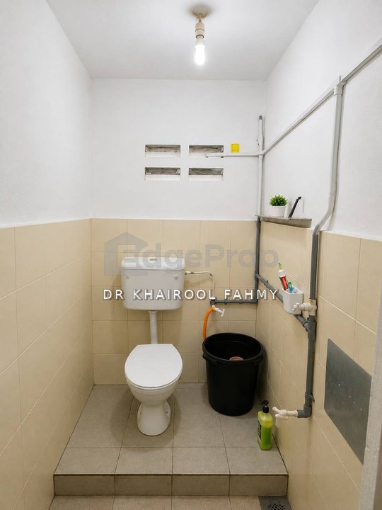 Taman Johor Jaya Double Storey Semi Detached Non Bumi Lot Full Loan, Johor, Johor Bahru