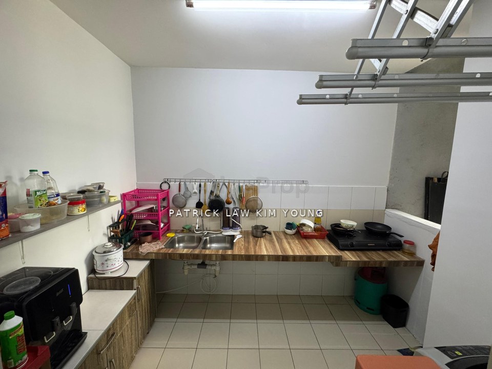 Ara Damansara Medium Room Available , Selangor, Ara Damansara