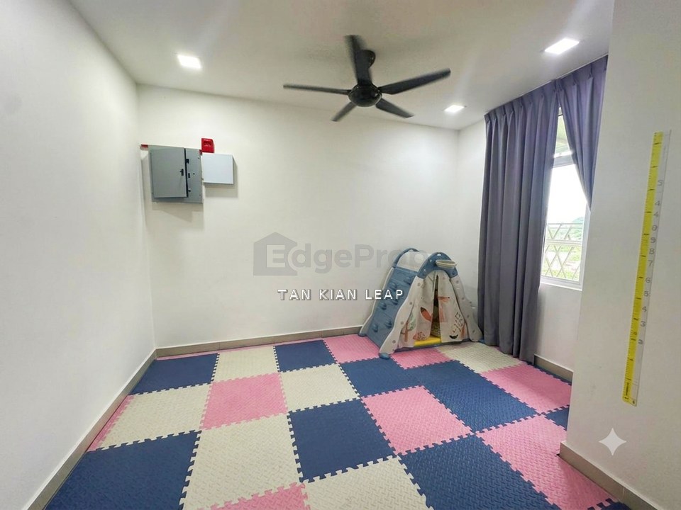Laman Bukit Permai 2.5 Storey House 22x75 Reno Extended Nice View, Selangor, Ampang