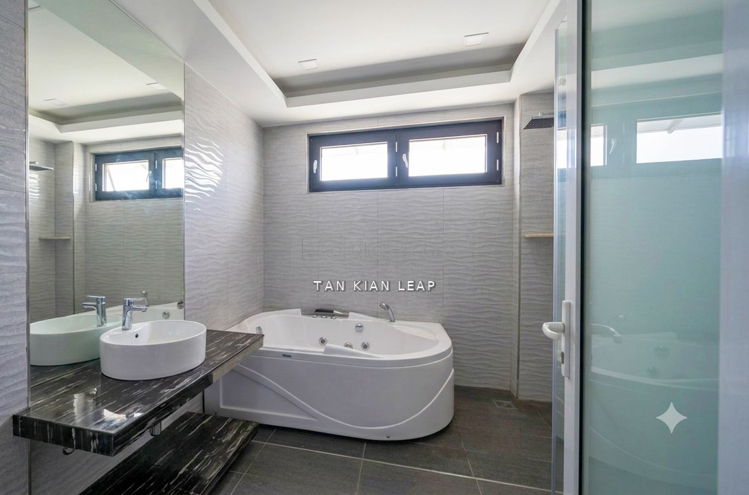 Laman Bukit Permai 2.5 Storey House 22x75 Reno Extended Nice View, Selangor, Ampang