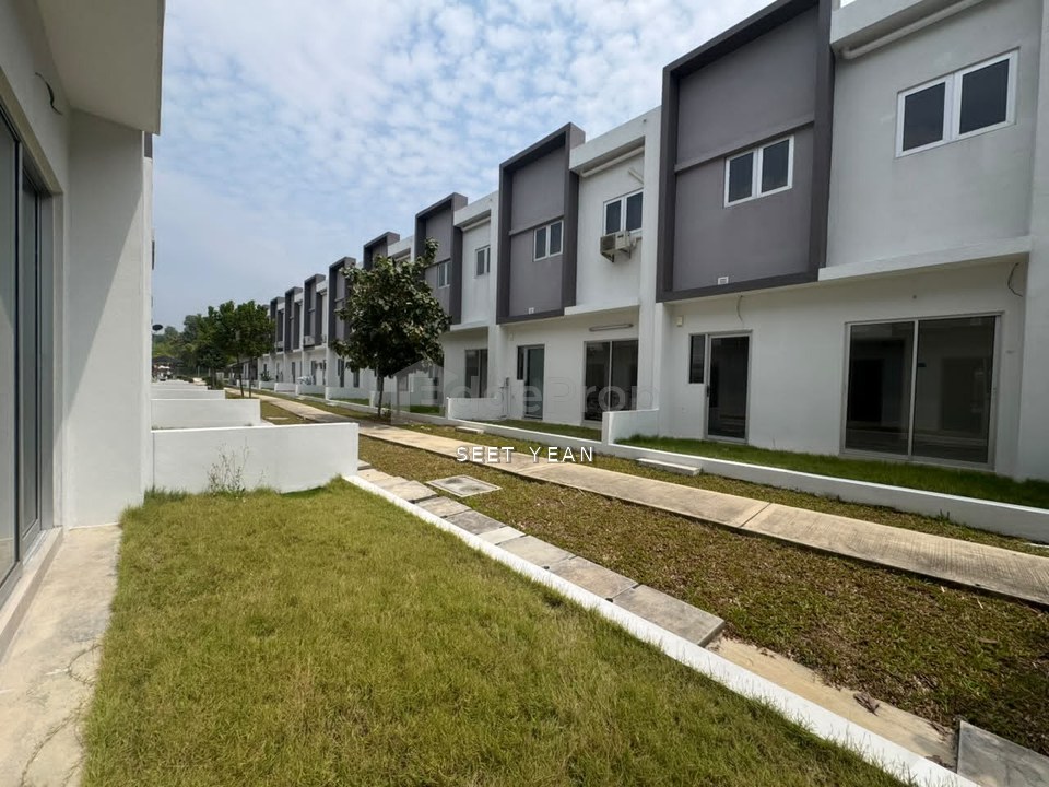 2 Storey Amaya Bandar Country Homes Rawang For Rent , Selangor, Rawang