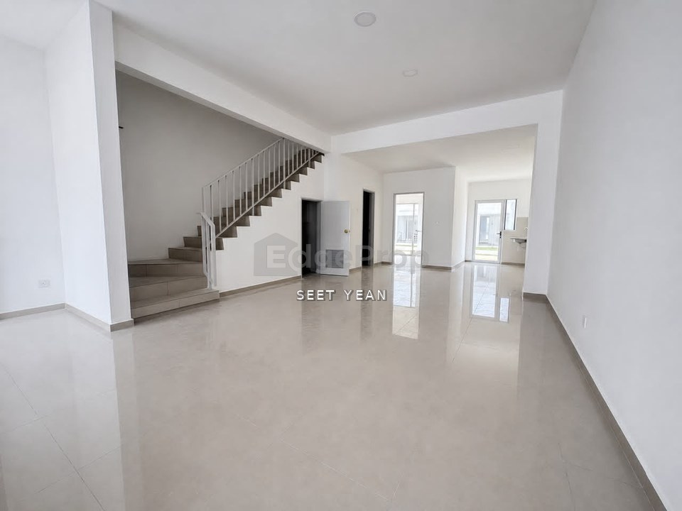 2 Storey Amaya Bandar Country Homes Rawang For Rent , Selangor, Rawang