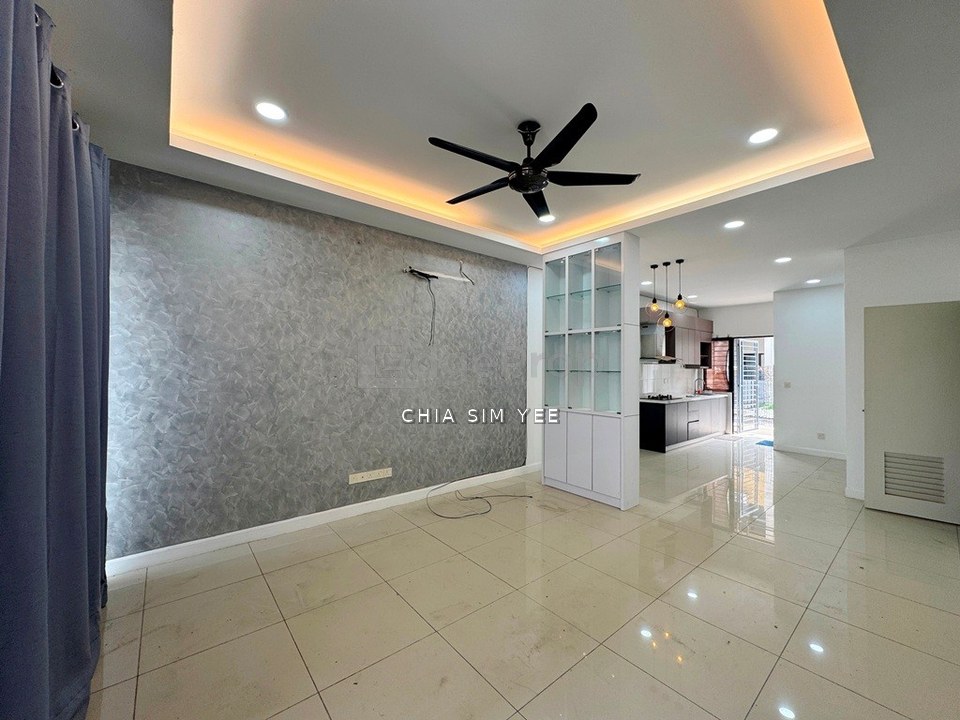 Banting Bandar Mahkota Double Storey Terrace , Selangor, Banting