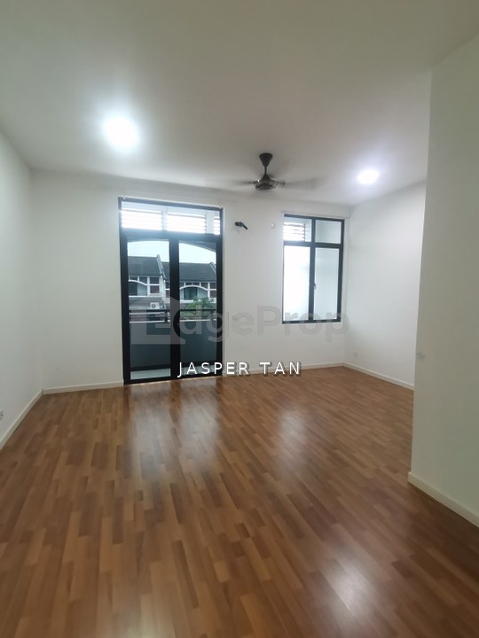 Cradleton Eco Majestic 2 Storey Landed House 4 Rooms 4 Baths Aircon, Selangor, Semenyih
