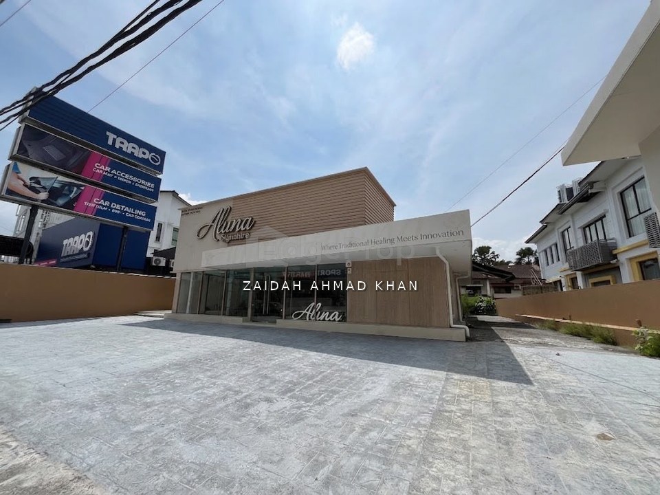 Jalan Maarof