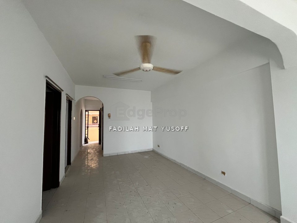 Medium Cost Apartment (Seroja) Taman Tun Teja Rawang Selayang, Selangor, Rawang