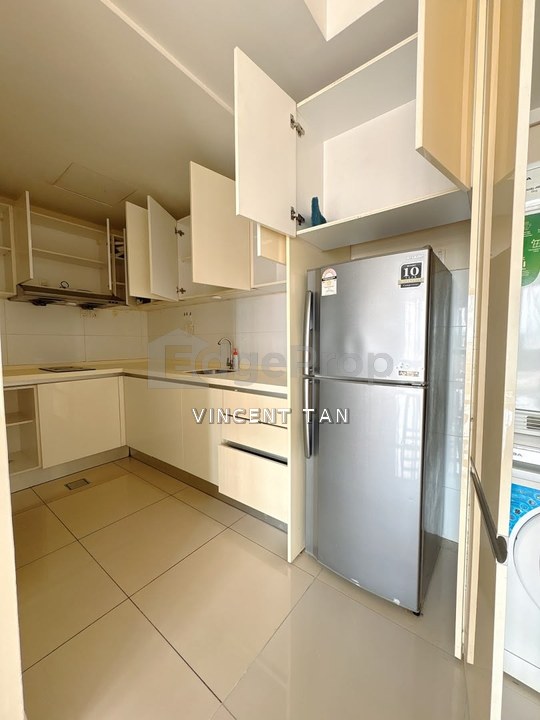 Suria Jelutong L Shape Studio For Rent , Selangor, Bukit Jelutong