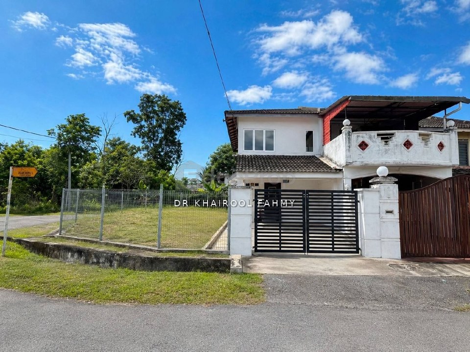 Corner Lot Taman Kota Masai Jalan Duku Pasir Gudang Double Storey Terrace, Johor, Pasir Gudang