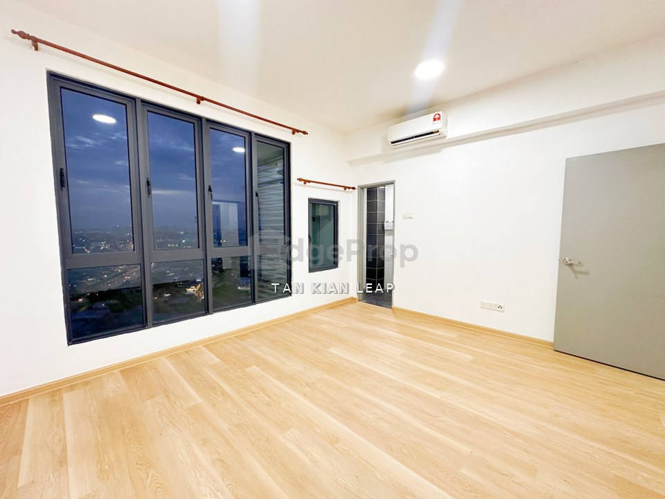 Silk Sky Cheras Selatan Balakong Amerin 3 Room Condo C180 Cheras Traders Square, Selangor, Balakong