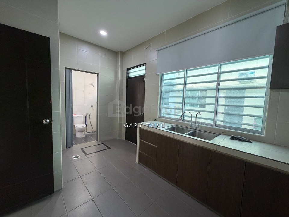 lahat baru, double storey terrace house, good condition, Perak, Lahat